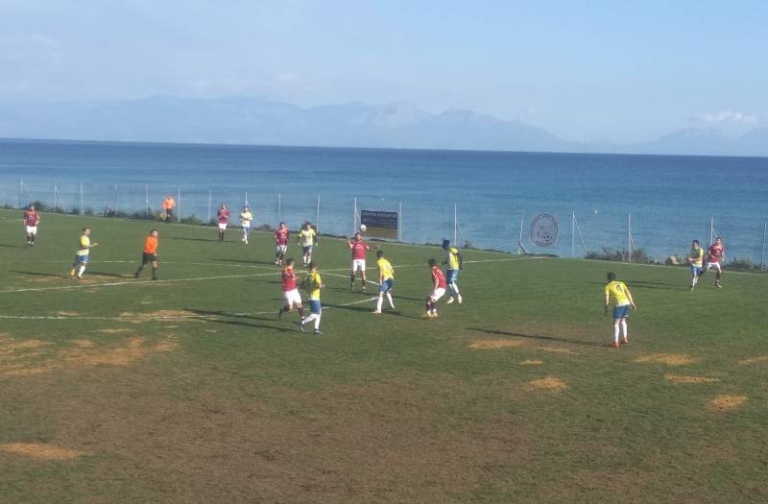 Ακρίτας Κορώνης – Κυπαρισσία 0-3: Σε επαφή με την κορυφή