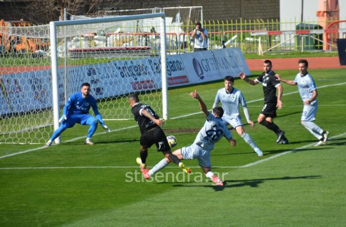 καλαματ μαρκο 2-0